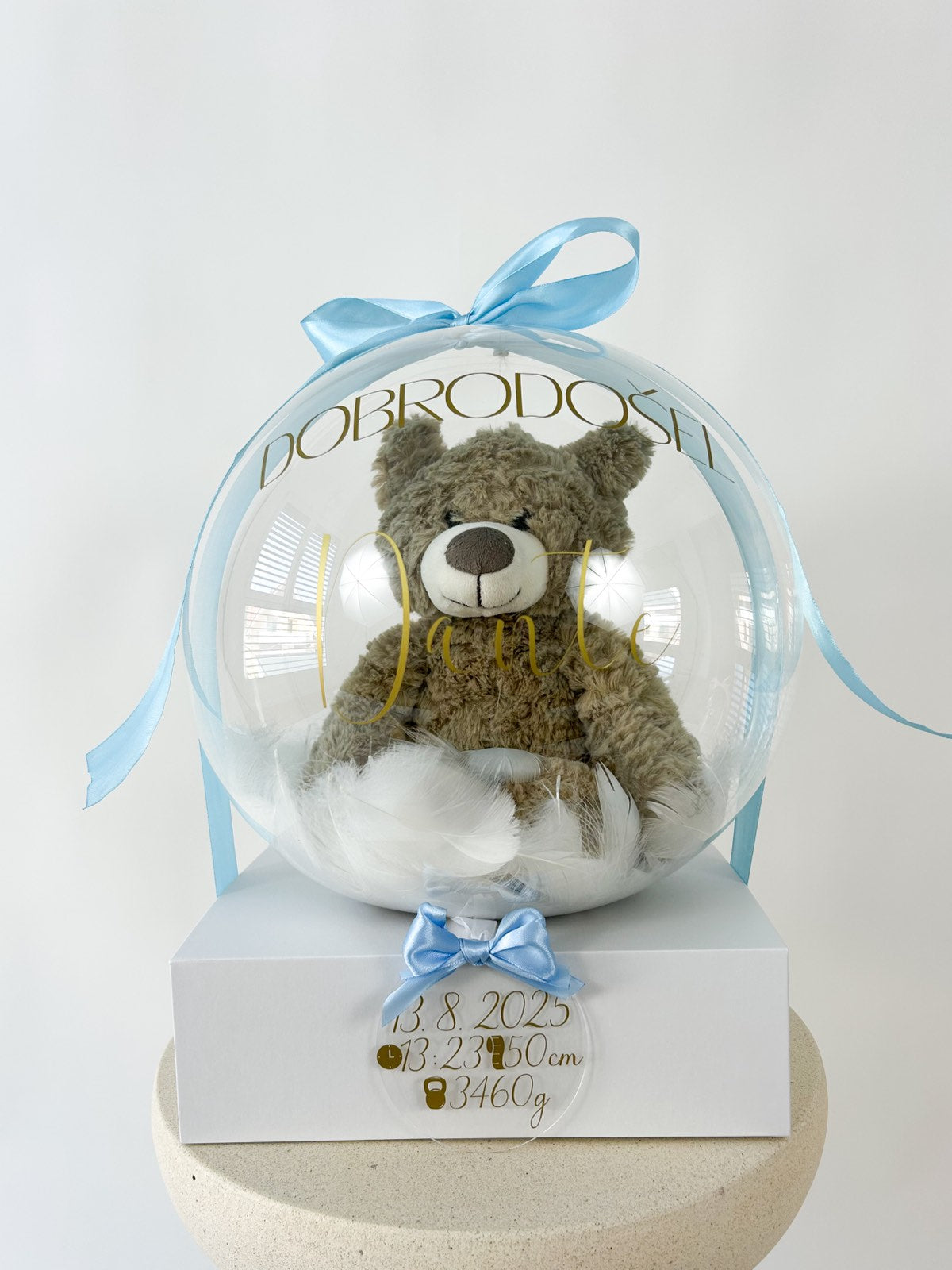 Balon ob rojstvu otroka z igračo moder