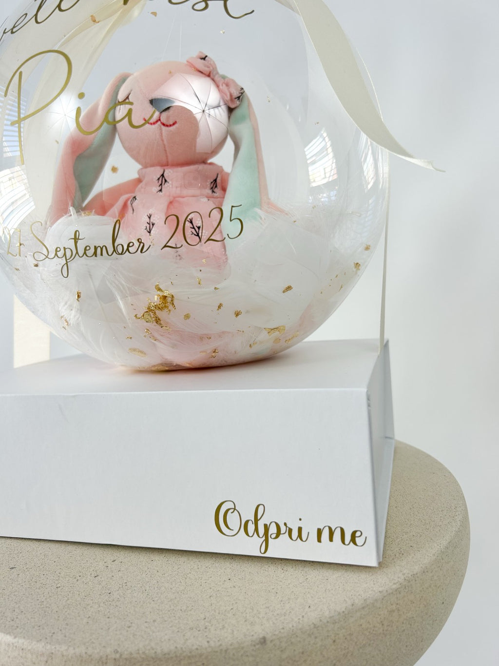 Krstni balon z roza zajčkom bež