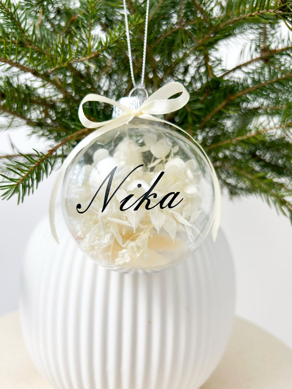 Božični okrasek bež