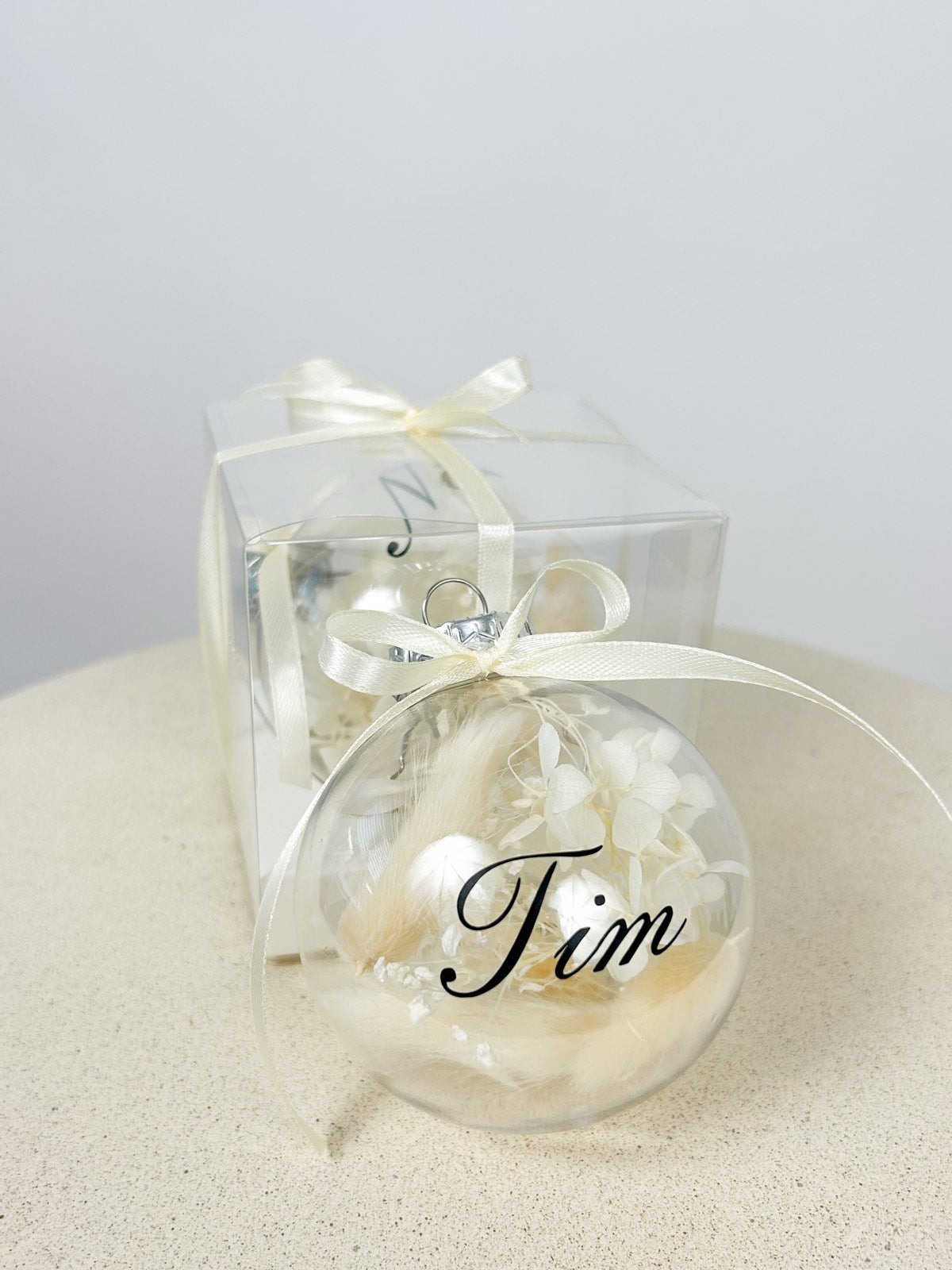 Set dveh božičnih okraskov bež