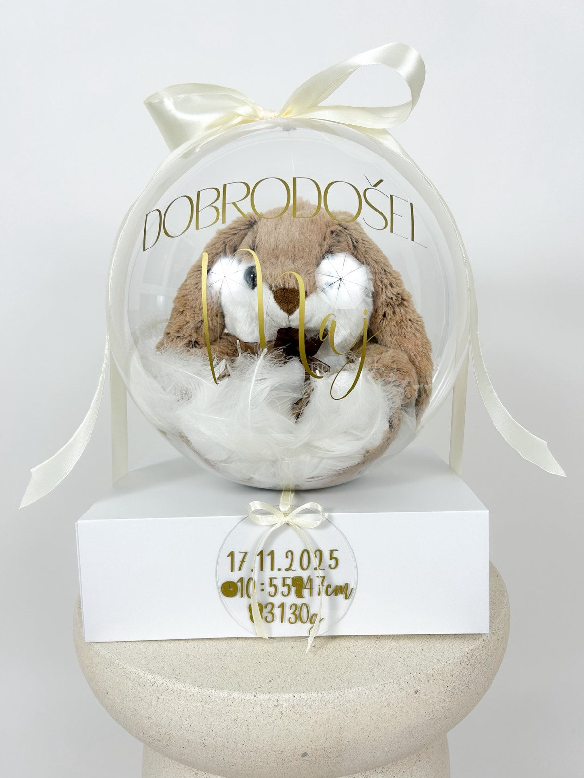 Balon ob rojstvu otroka z igračo bež