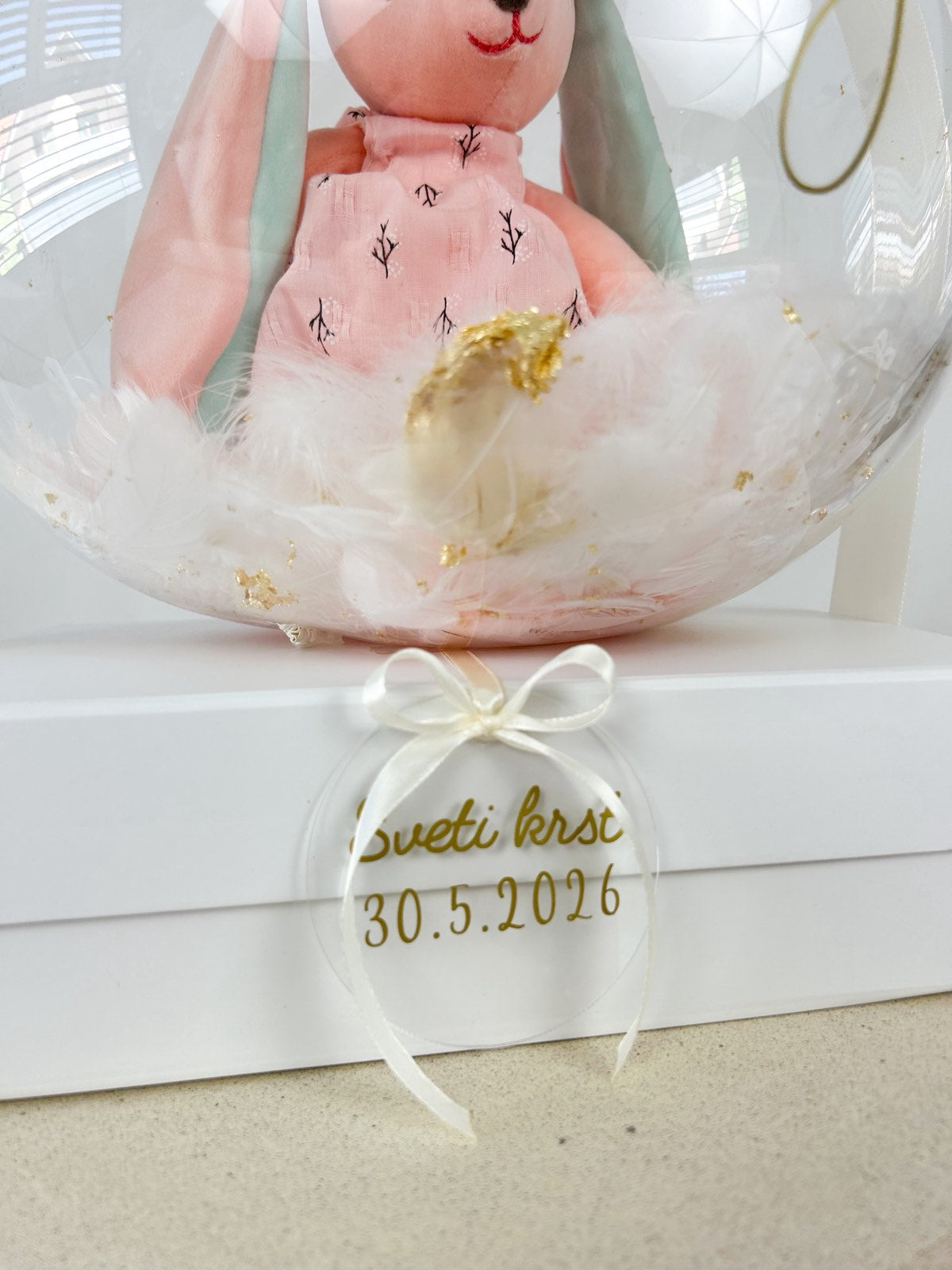 Krstni balon z roza zajčkom bež